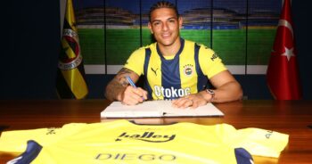 OFFICIAL: คาร์ลอสลาวิลล่าซบเฟเนร์บาห์เช่เซ็น 3 ปีครึ่ง