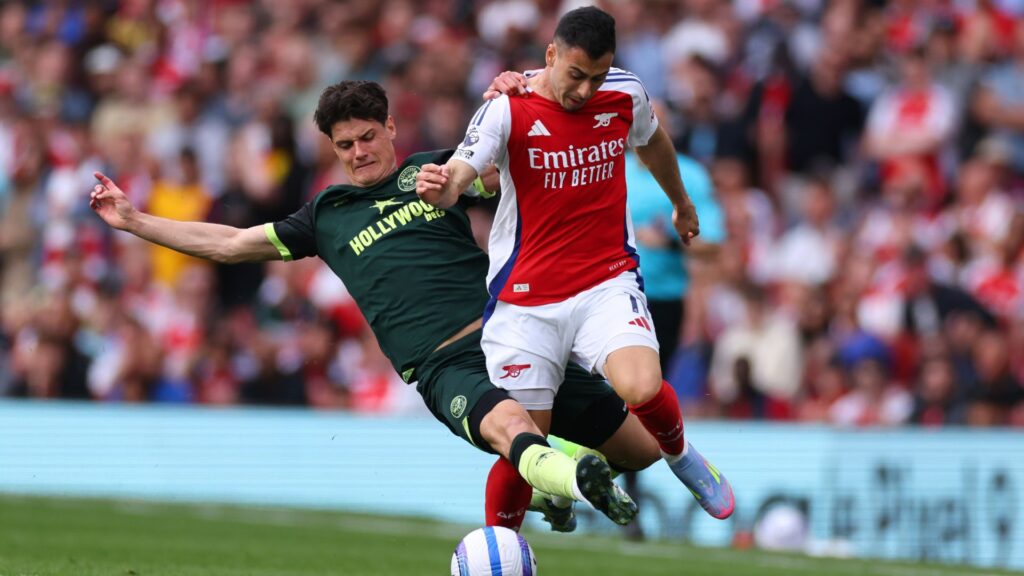 Almost broke his leg! Martinelli complained about how Norgaard survived a red card