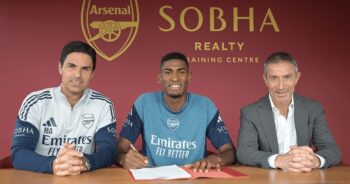 Arsenal unveils Mosquera
